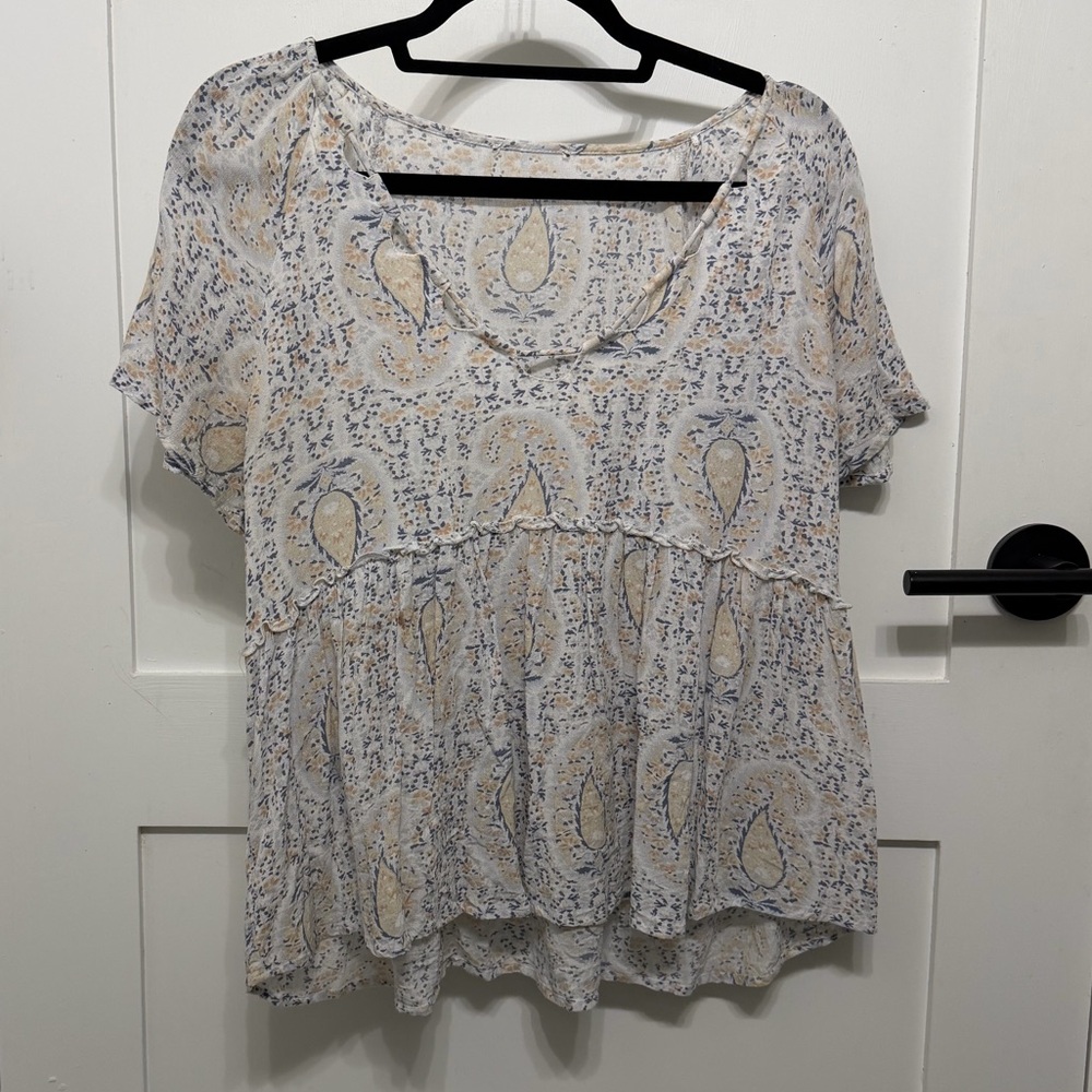 Women's Paisley Print Top